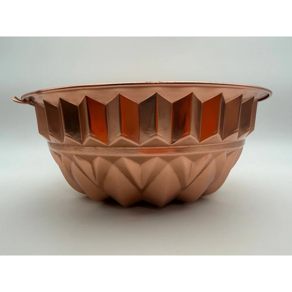 Vintage‎ Copper Tone Fluted Bundt Cake Pan Geometric Mold Wall Decor H069